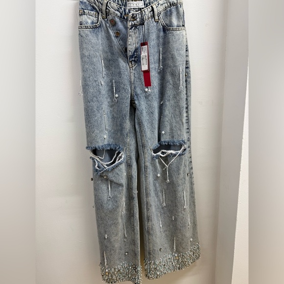 NWT ITMFL Embellished Distressed Flare Jeans - Picture 2 of 12